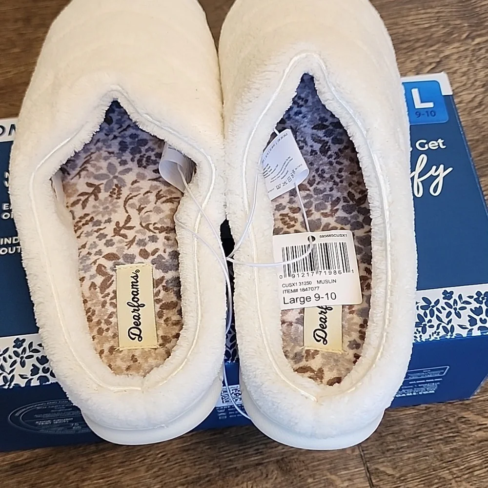 DEARFOAMS WOMAN'S SLIPPERS - Picture 2 of 8